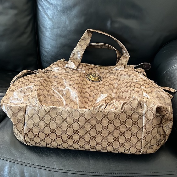 Gucci Hysteria Logo Coated Canvas XXL Tote - Picture 11 of 12